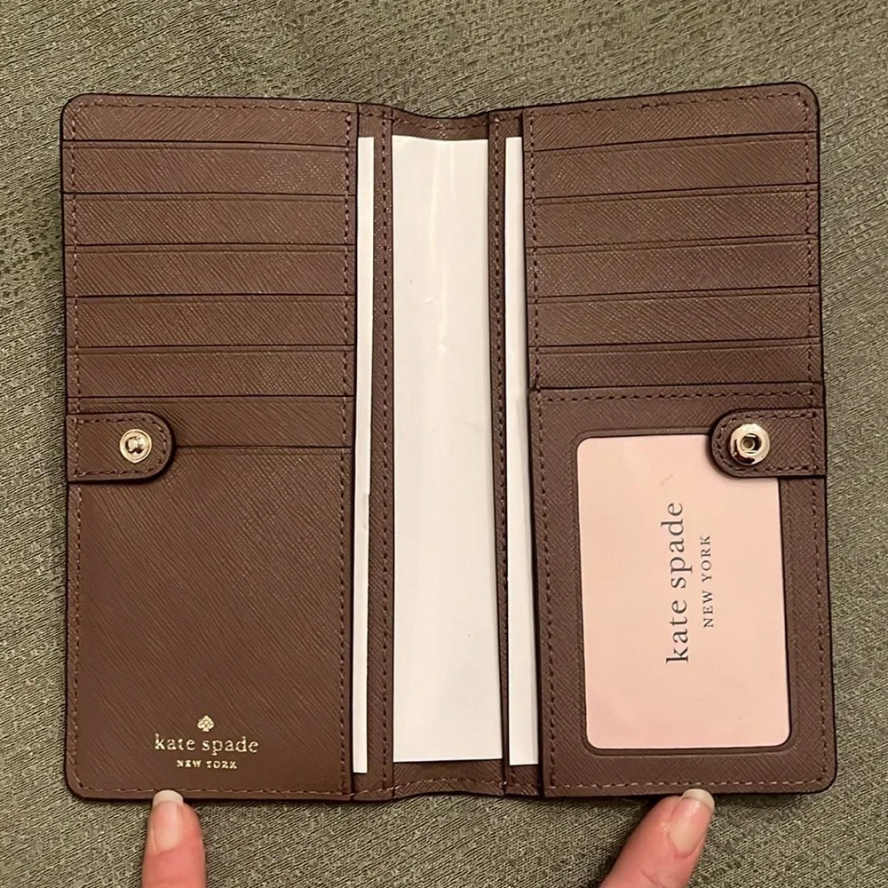 Brand New Kate Spade Genuine Leather Large Slim Bifold Wallet Warm Beige Neutral